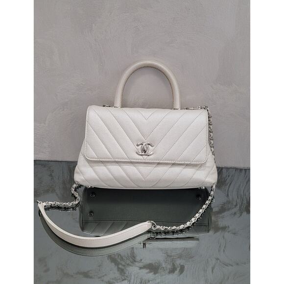 Chanel Small 24cm Coco Handle in Chevron Quilted Pearly White Caviar Bag - Picture 1 of 11